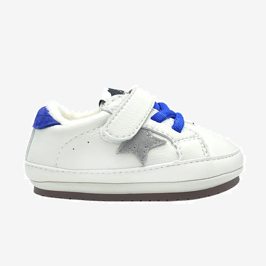 JACK BABY KICKS