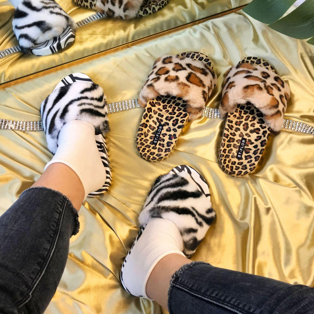 Women's Black White Leopard Print Faux Fur Open Toe Slide Slippers