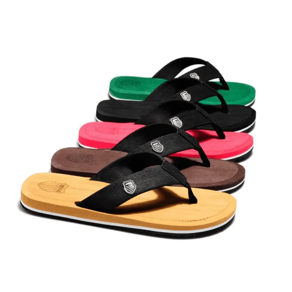 Men's casual beach flip flops in various colors featuring anti-slip soles and comfortable straps