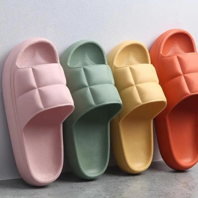 Stevvex unisex EVA non-slip slippers with thick soles in a colorful, soft design.