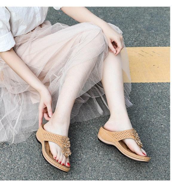 Women's Handmade Retro Floral Flat Sandals Open Toe Strappy Flip-Flops