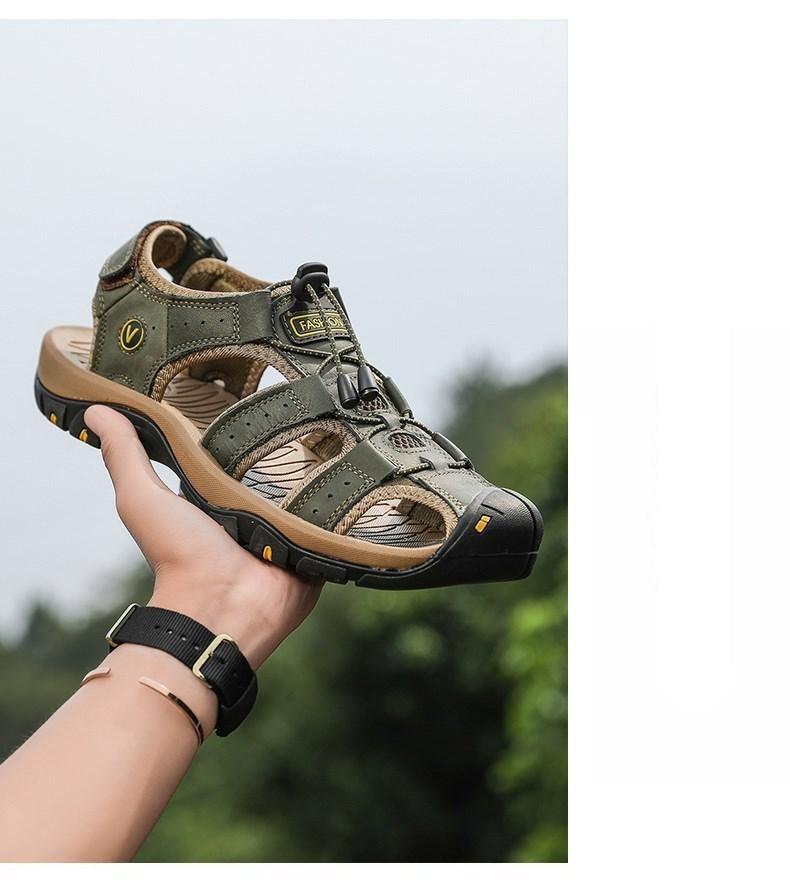 Men's Breathable Closed Toe Summer Hiking Beach Sandals