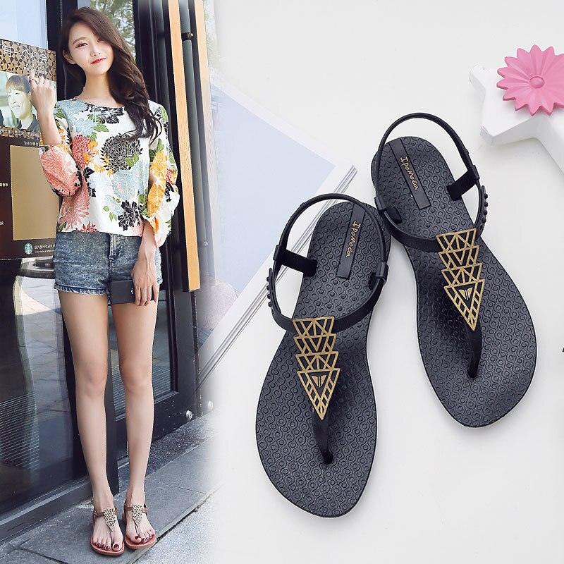 Geometric Pattern Flat Beach Sandals for Women