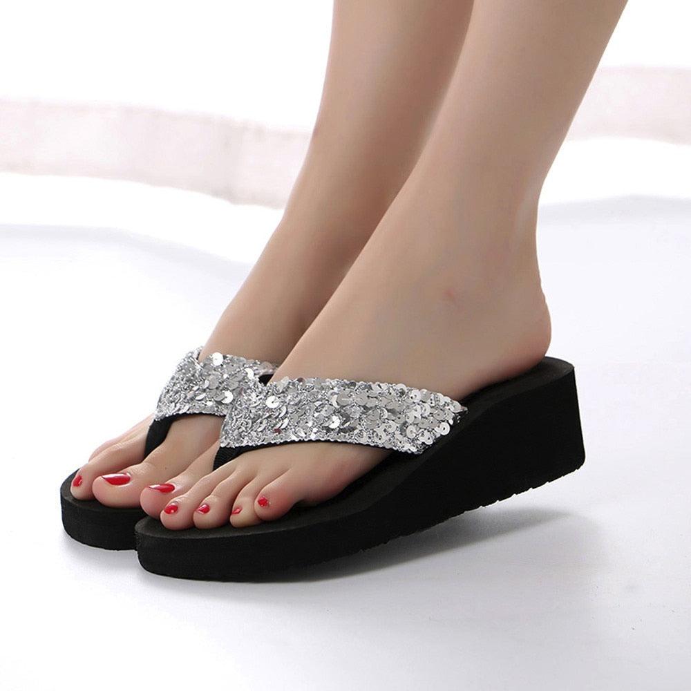 Women's glitter sequin flat flip flop sandals with cushioned footbed and anti-slip sole
