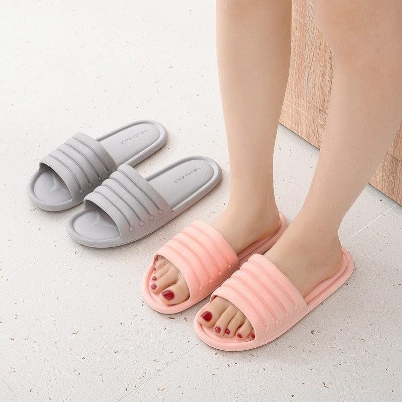 Women's Lightweight EVA Indoor Bathroom Slippers Quick-Dry