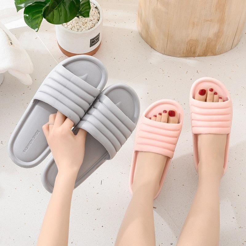 Women's Lightweight EVA Indoor Bathroom Slippers Quick-Dry