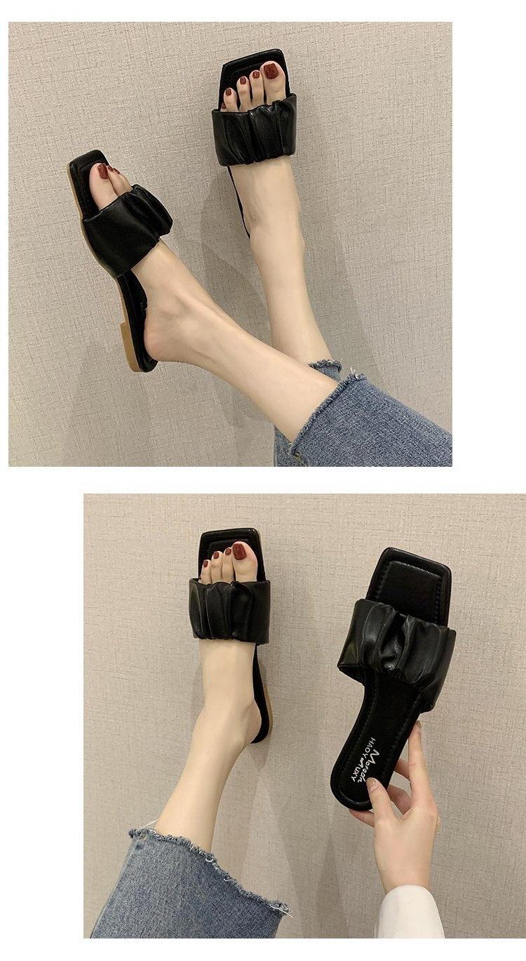 Women’s Pleated Square Toe Flat Sandals Minimalist Slide Slides