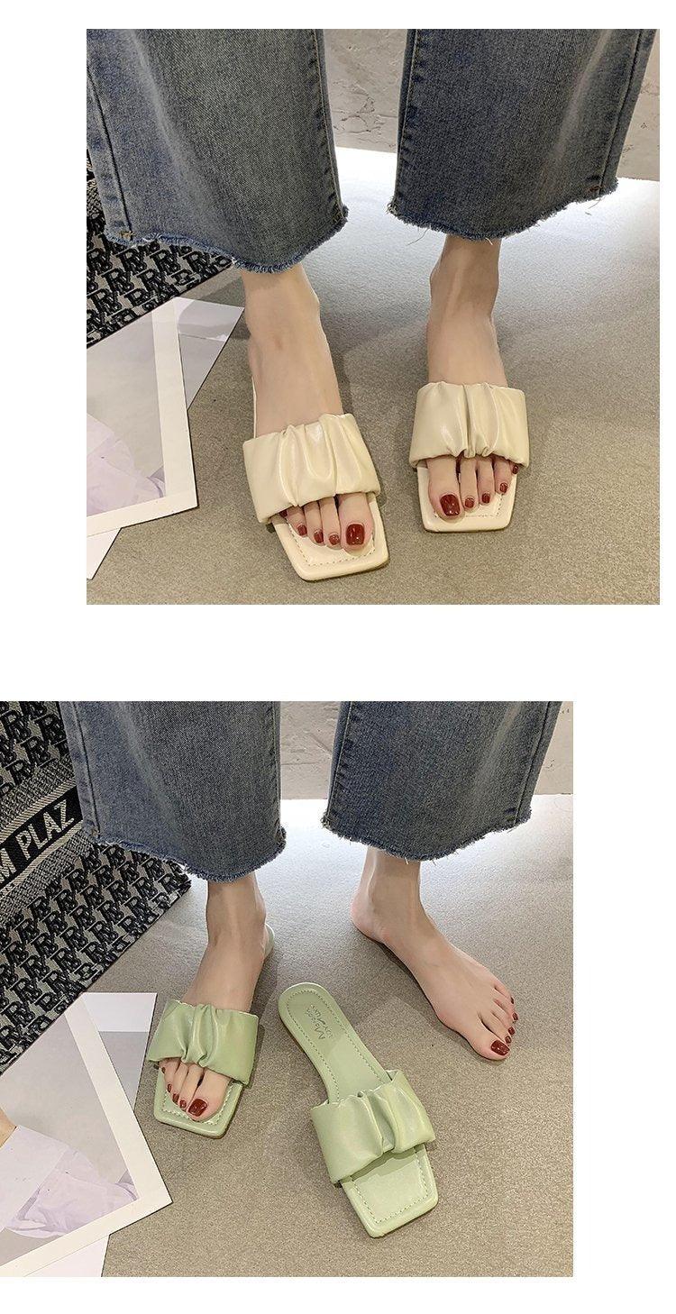 Women’s Pleated Square Toe Flat Sandals Minimalist Slide Slides