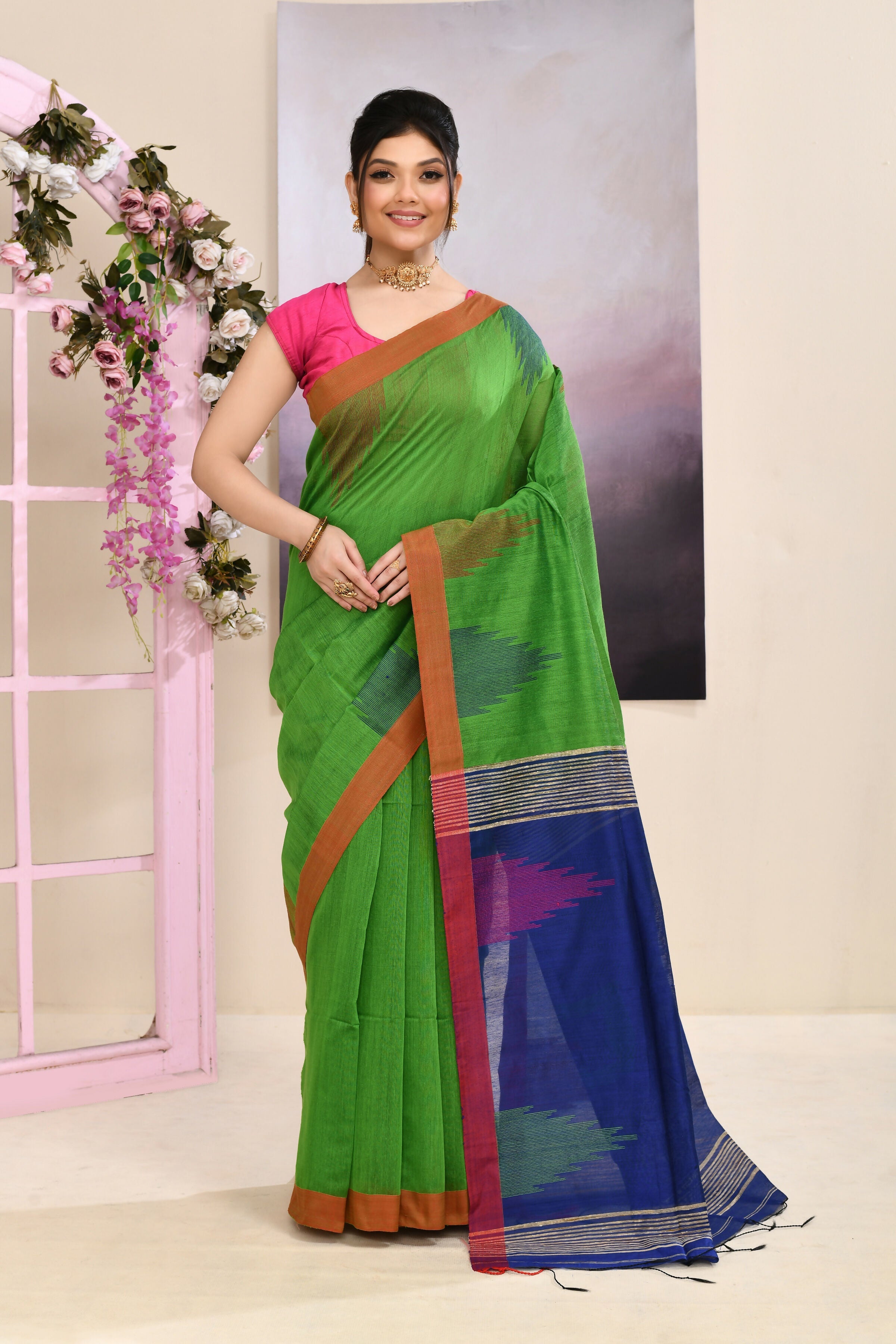 Green Jamdani Saree with Traditional Temple Border