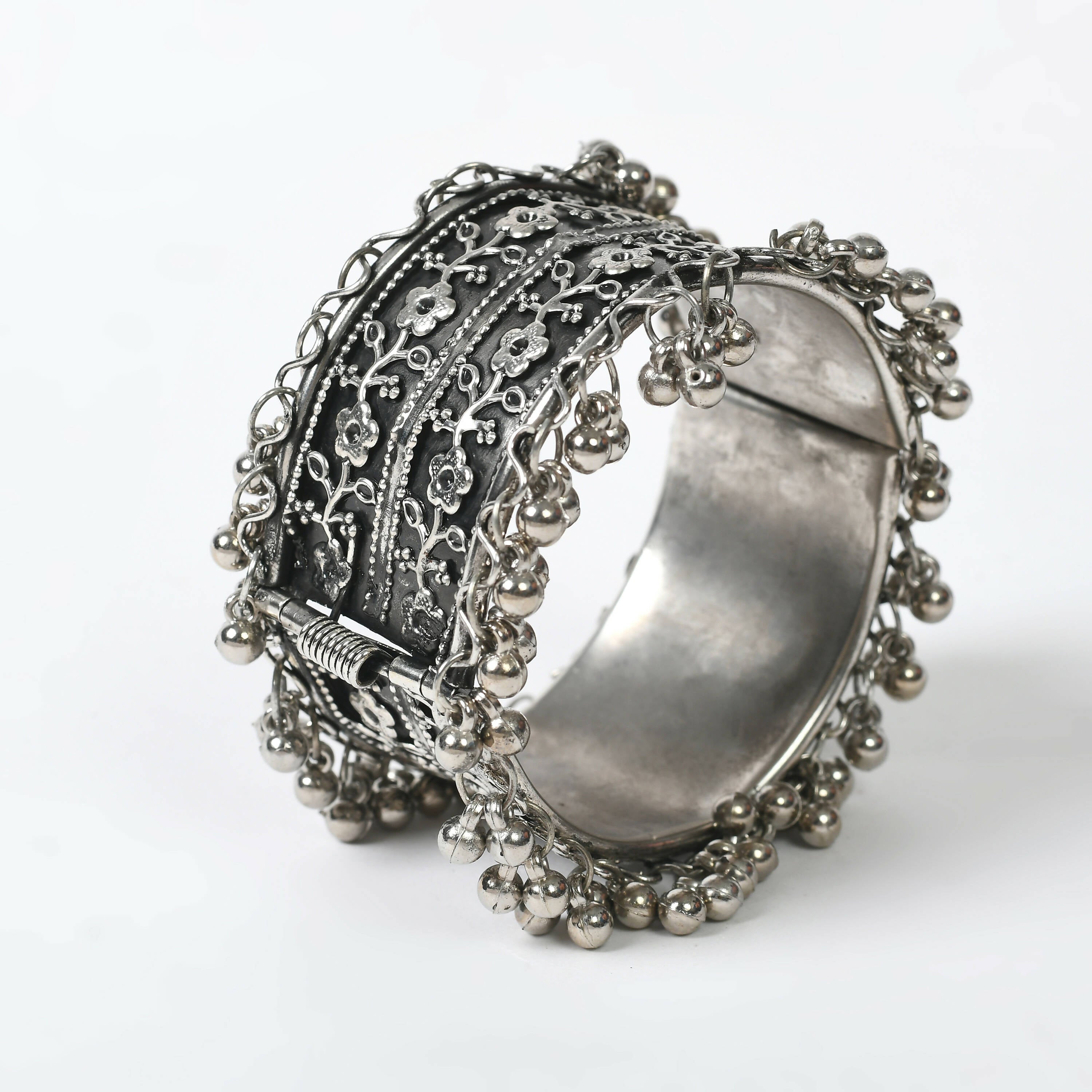 Handcrafted oxidised silver-plated bracelet with ghungroo detailing, Design 021