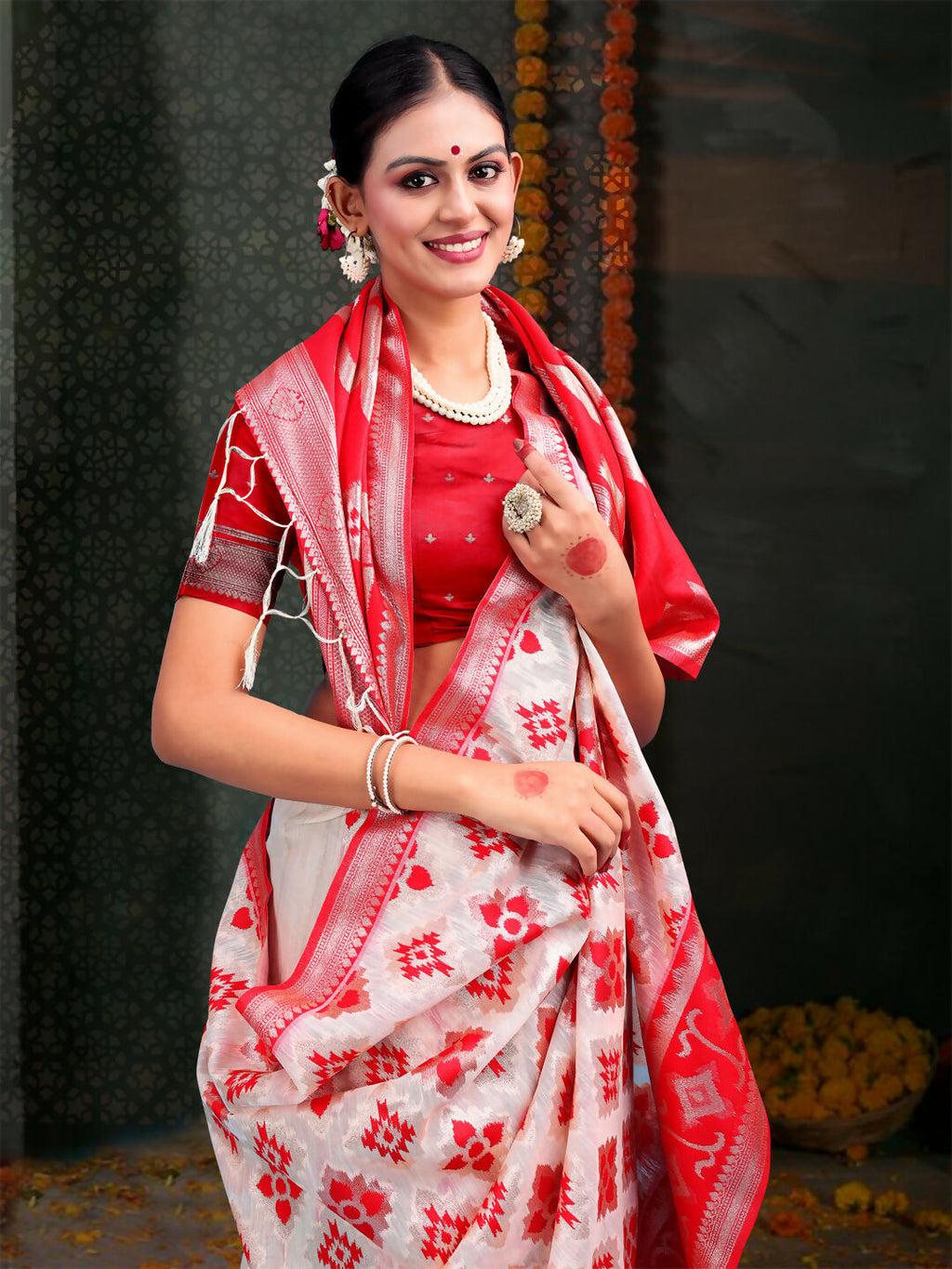 Red and White Linen Cotton Saree with Blouse Piece