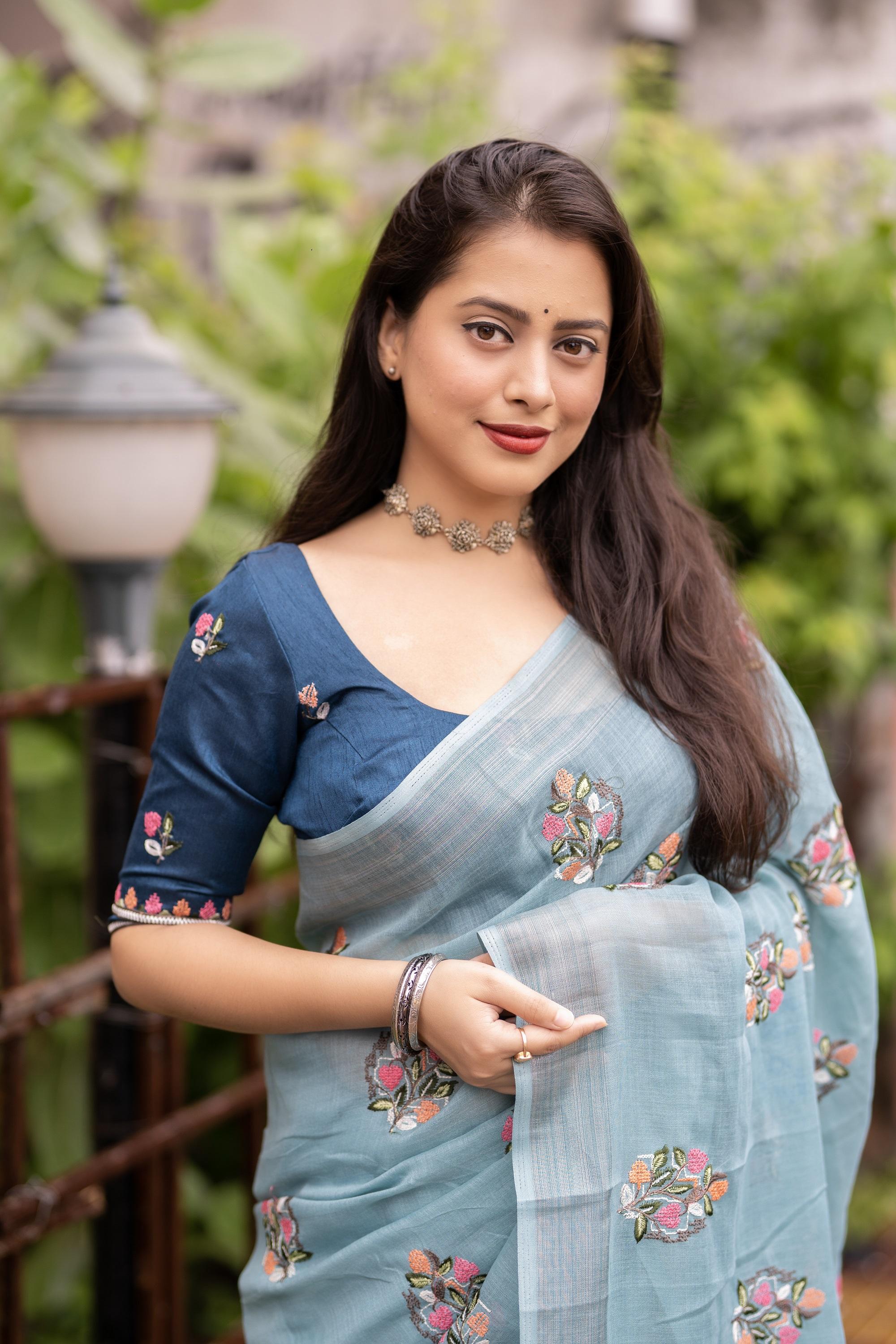 Sky Pure Linen Ethnic Motifs Saree with Unstitched Blouse - Hiral Fashion