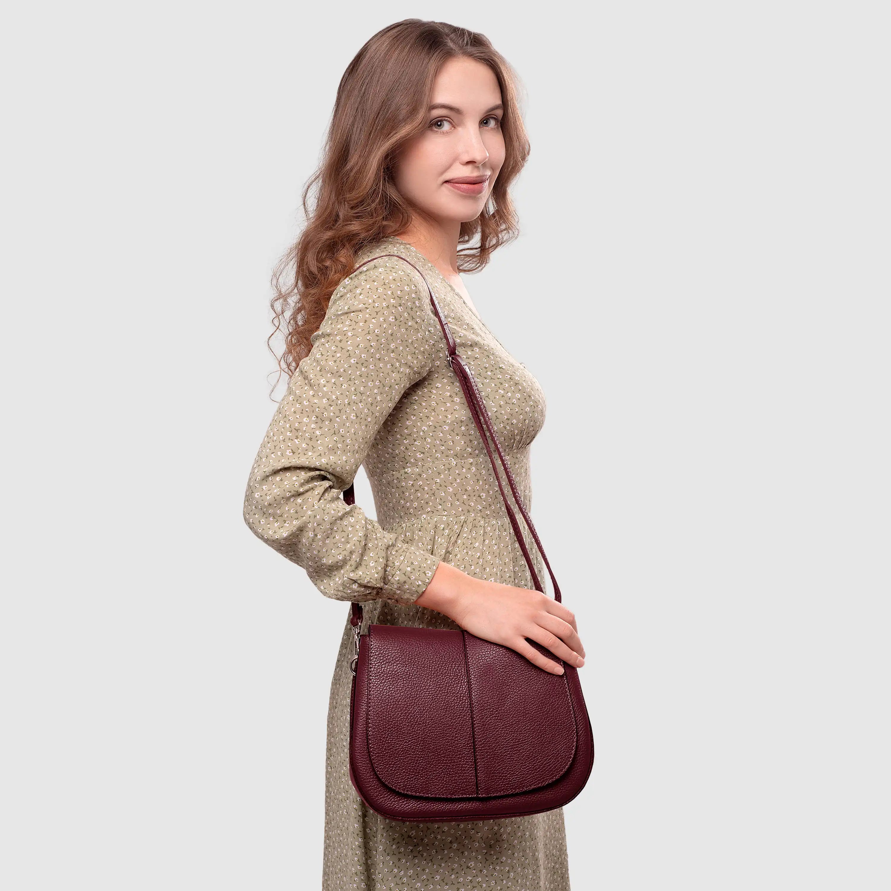 Italian Calf Leather Shoulder Bag – Structured Minimalist Purse