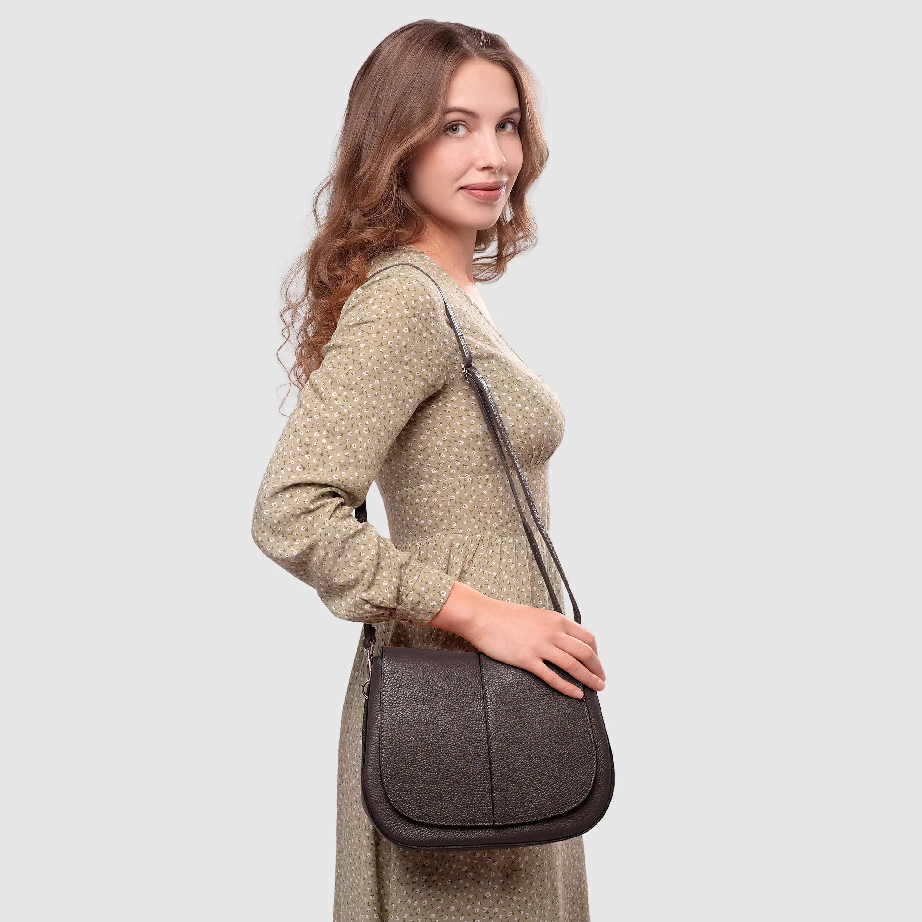 Italian Calf Leather Shoulder Bag – Structured Minimalist Purse