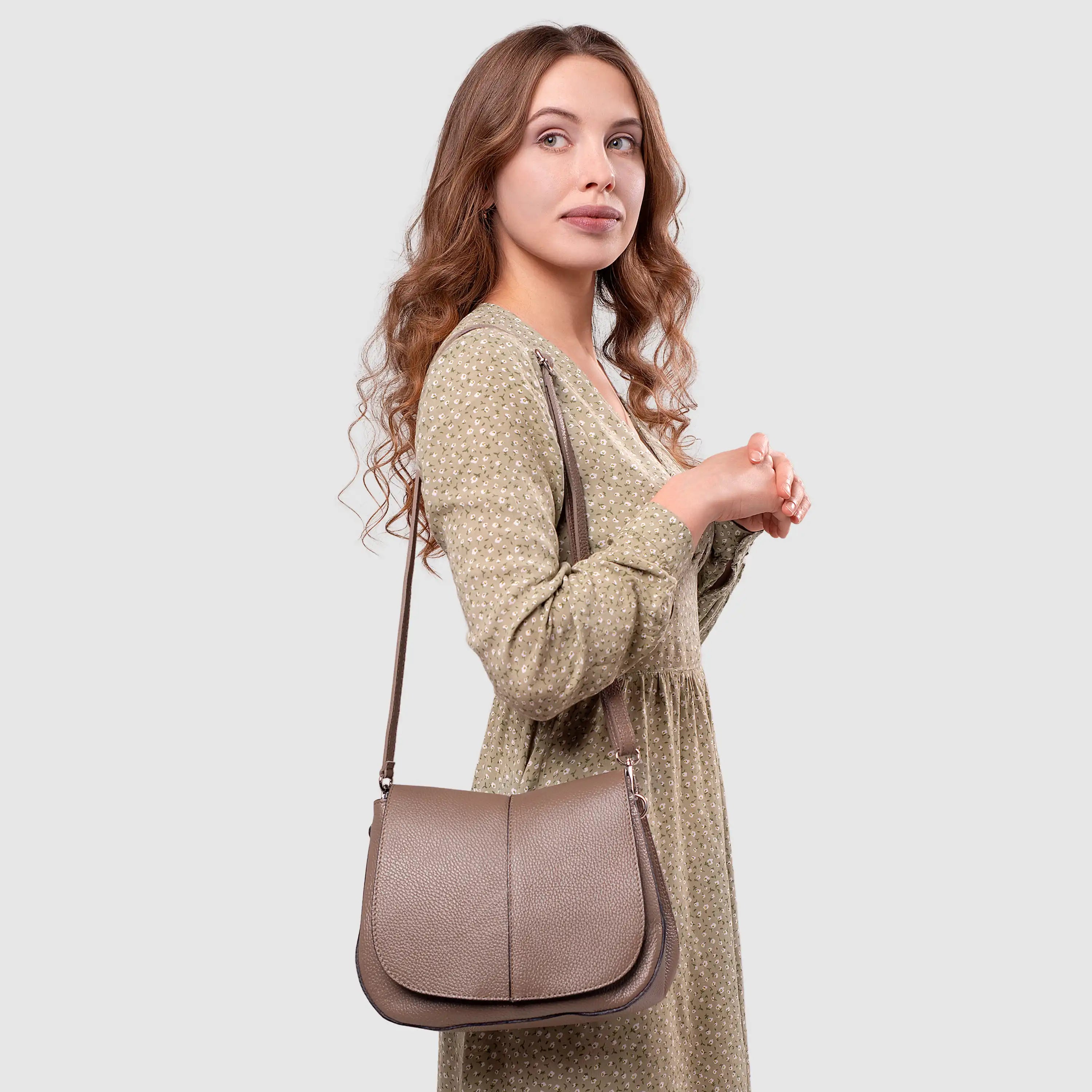 Italian Calf Leather Shoulder Bag – Structured Minimalist Purse