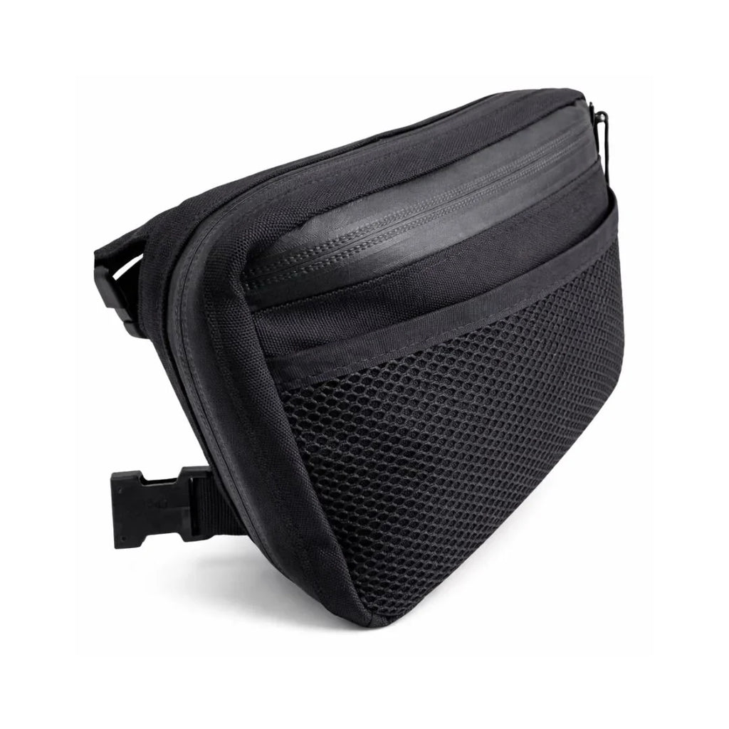 Black-Out Chest Rig: Lightweight EDC Gear for Running and Hiking