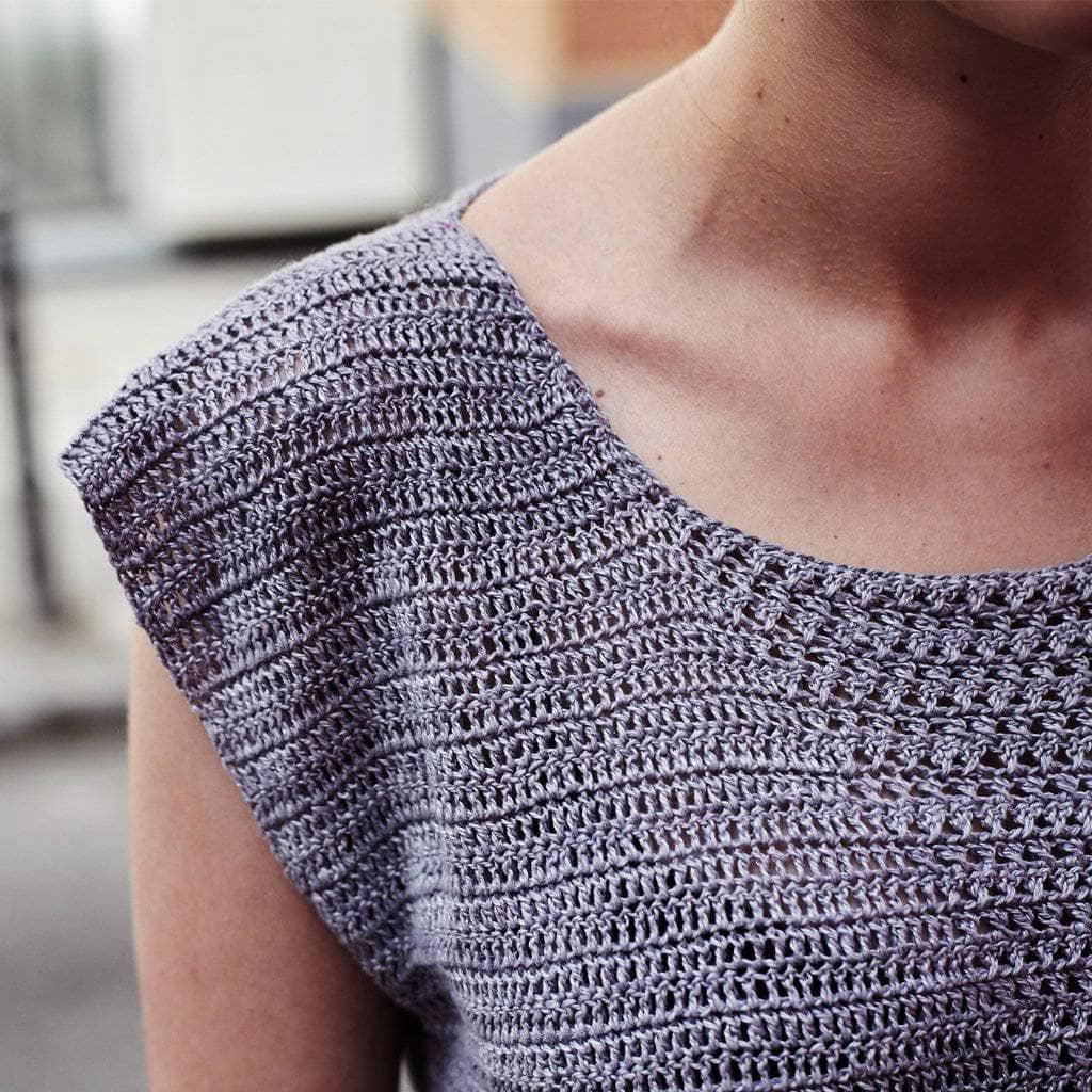 The Crossed Stitched Linen Top: Women’s Crochet Kit