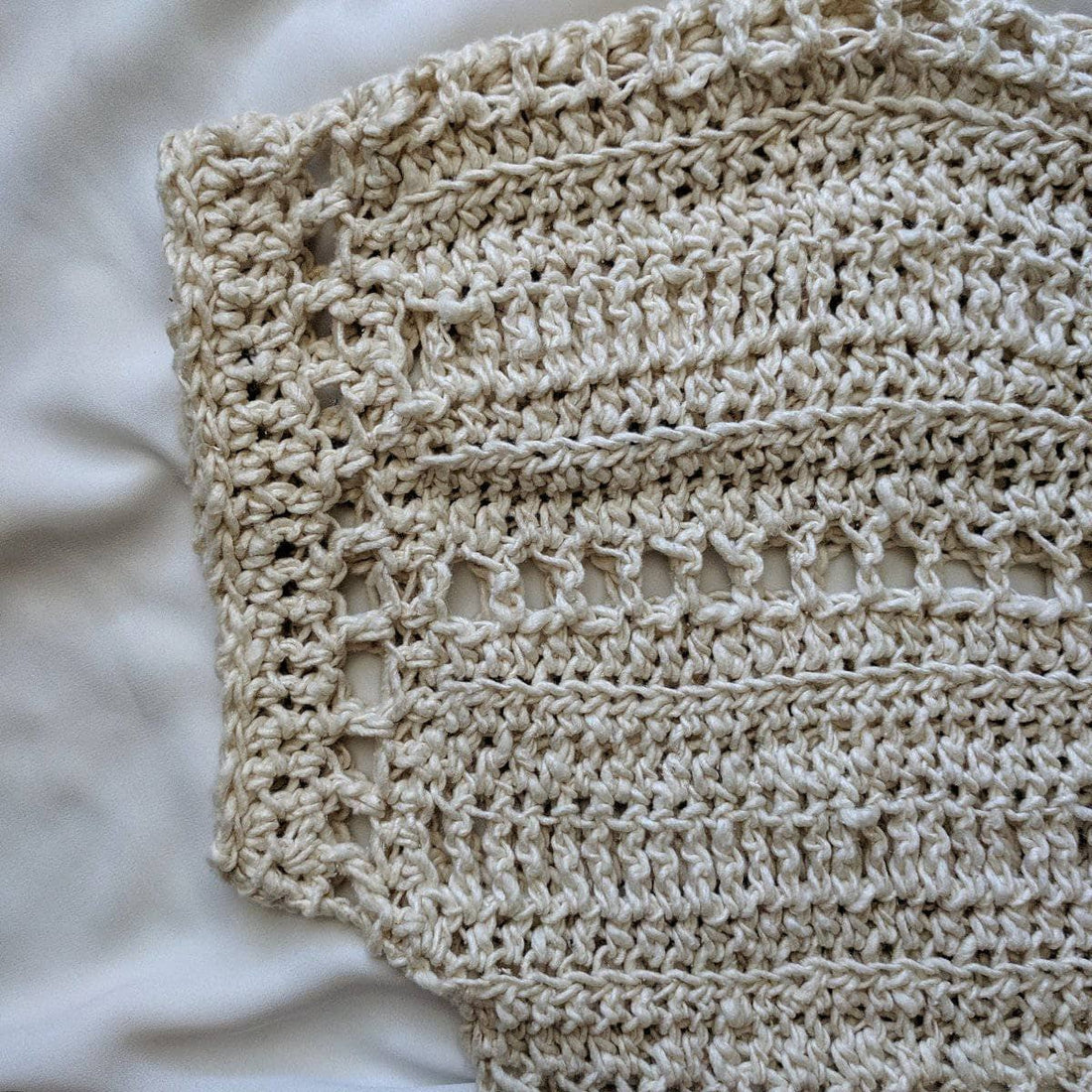 Driftwood Tee Crochet Kit - Cozy Silk Roving Worsted Weight Yarn
