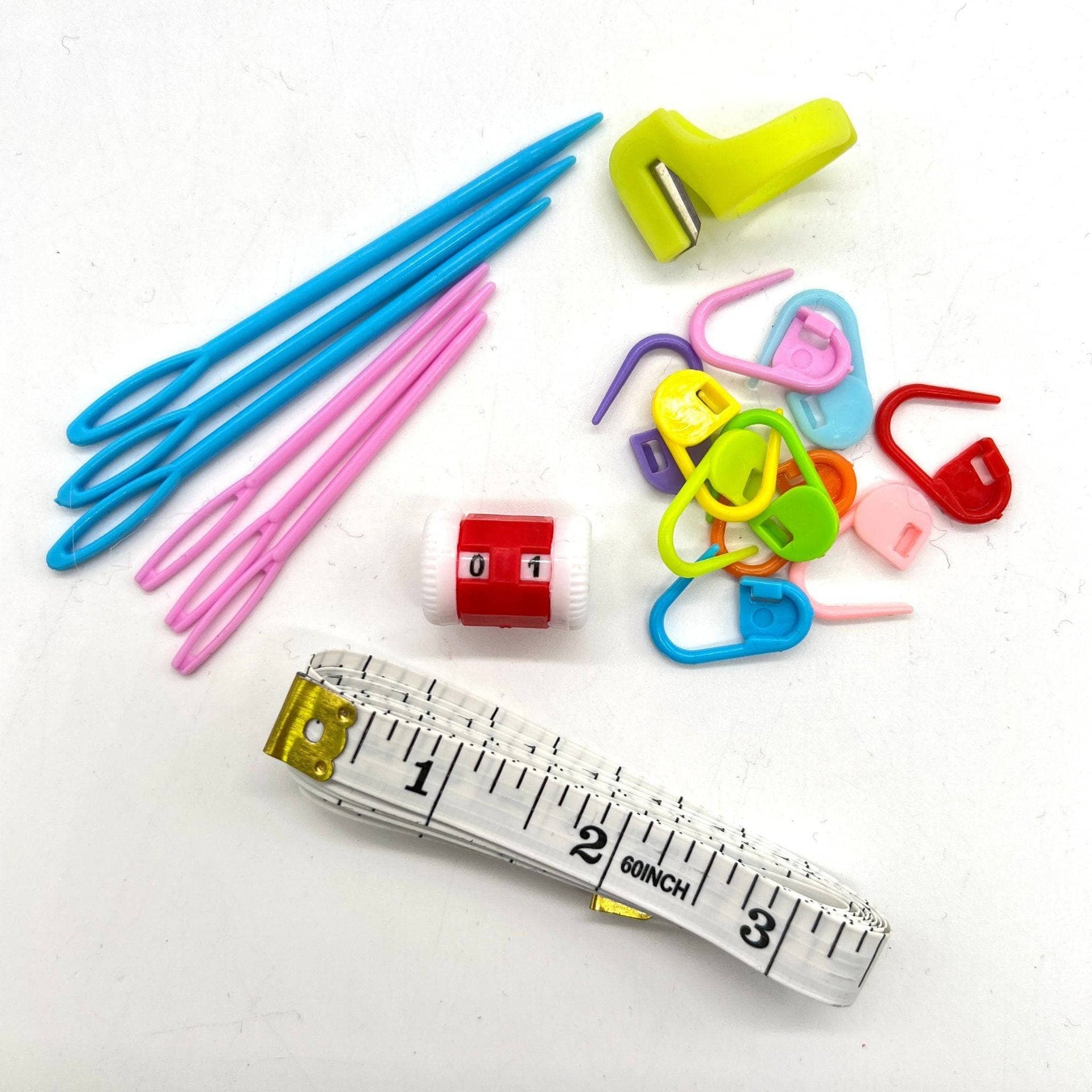 Ergonomic Crochet Hook Set with Comfort Grips - 11 Piece Kit