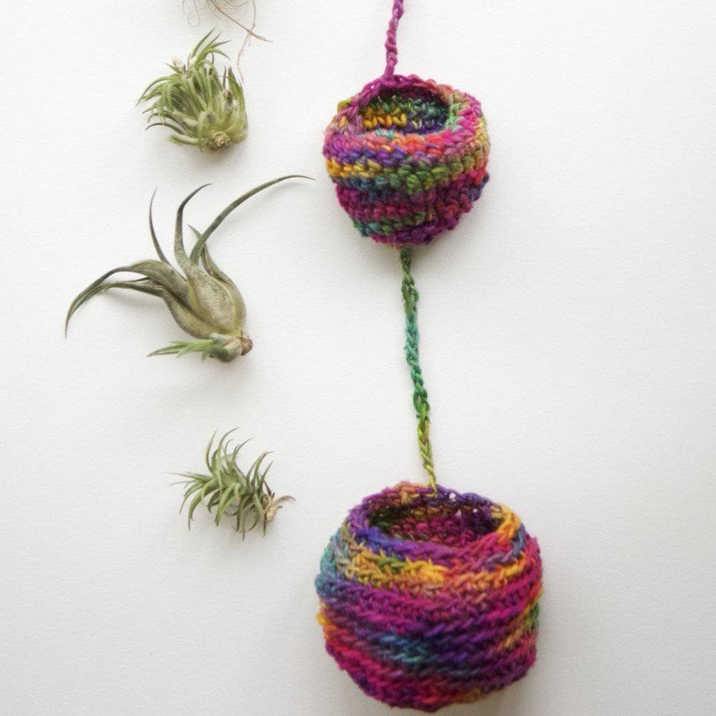 Tiered Air Plant Hanger Knitting and Crochet Pattern