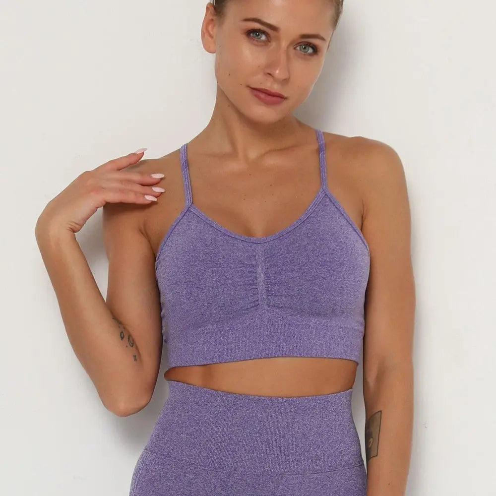 Seamless Scoop Neck Cropped Sports Bra - Fitted Athletic Gym Top