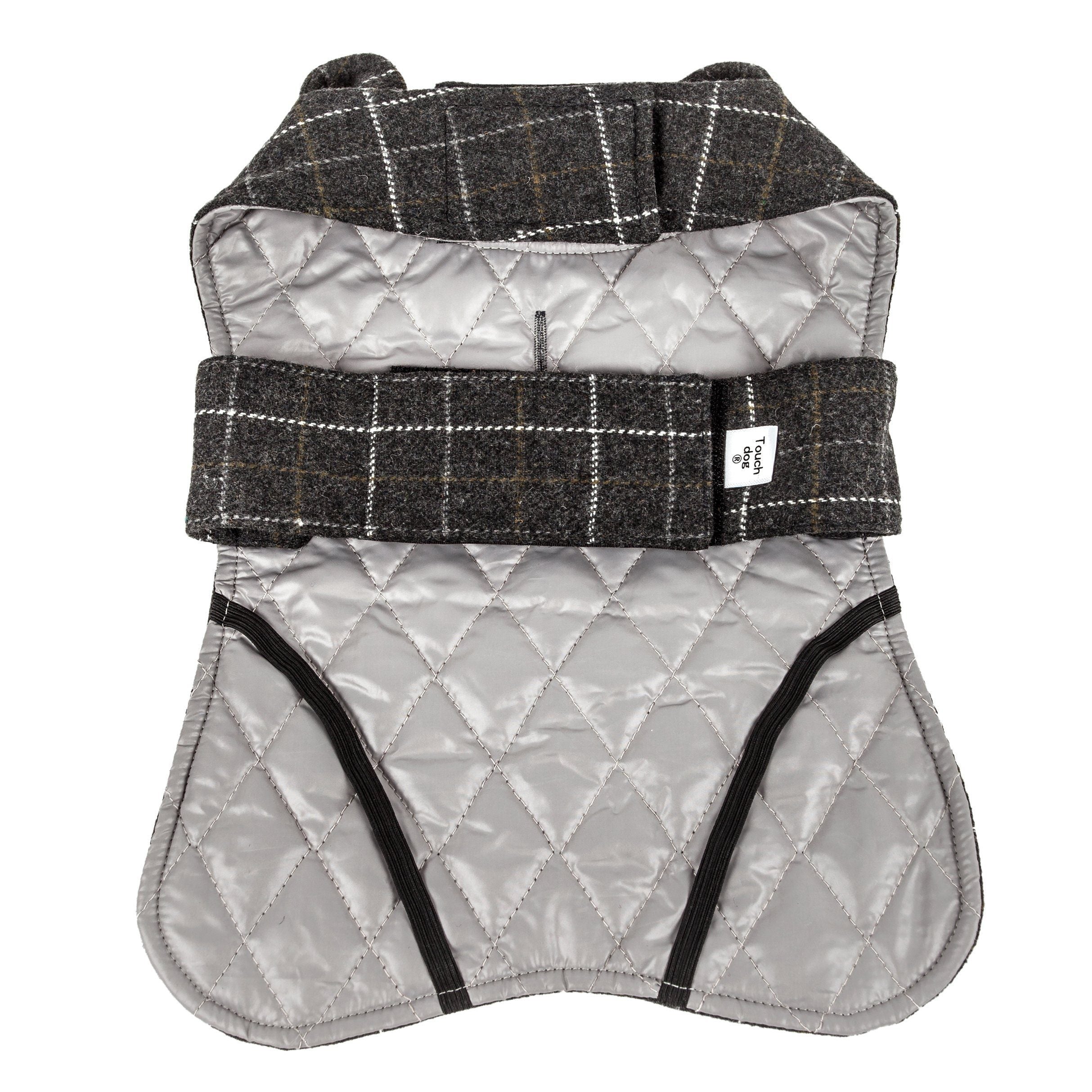 Touchdog ® 2-In-1 Windowpane Plaid Dog Jacket and Matching Reversible Dog Mat