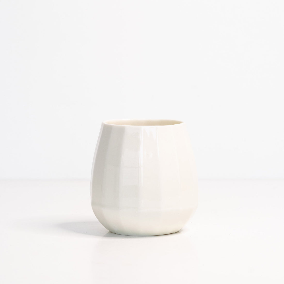 Handmade Translucent Porcelain Wine Glass for Modern Tableware - Image 2