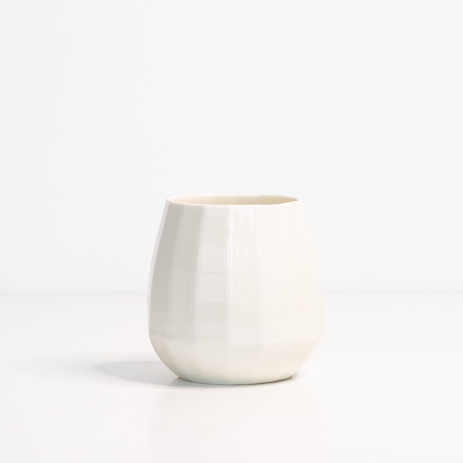Handmade Translucent Porcelain Wine Glass for Modern Tableware - Image 2