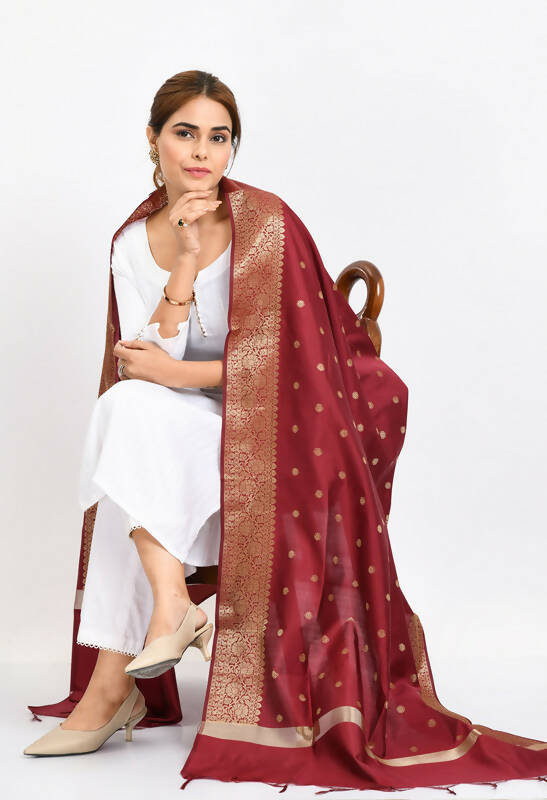 Women's Maroon Banarsi Silk Dupatta with Gold Woven Design