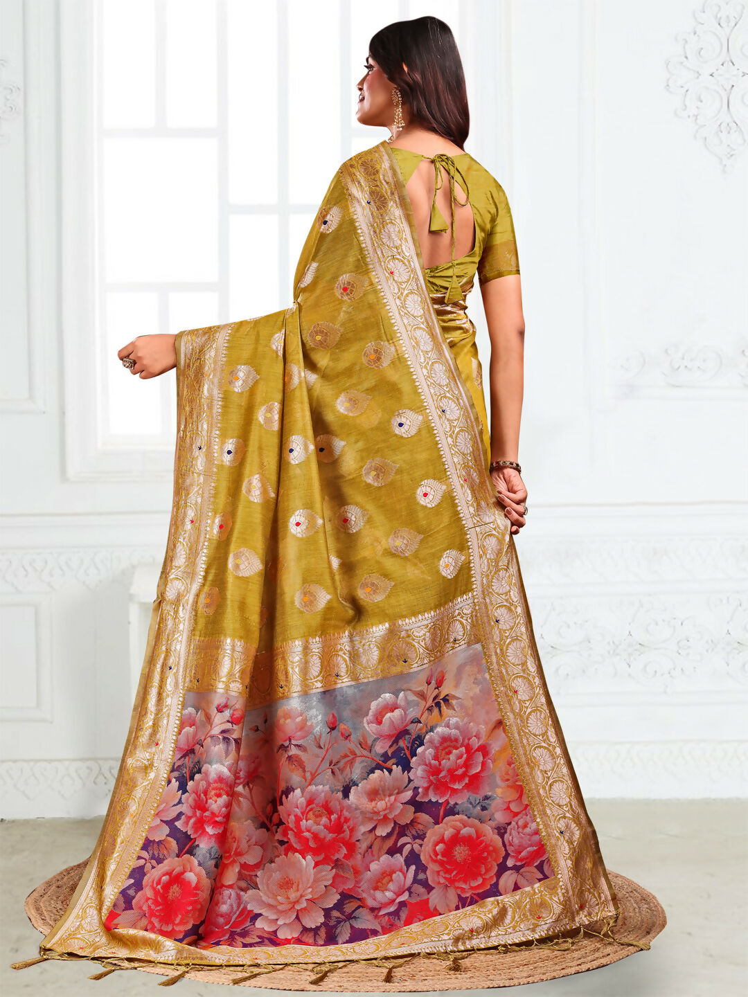 Shree Shyam Fashion Linen Cotton Mhendi Green Saree