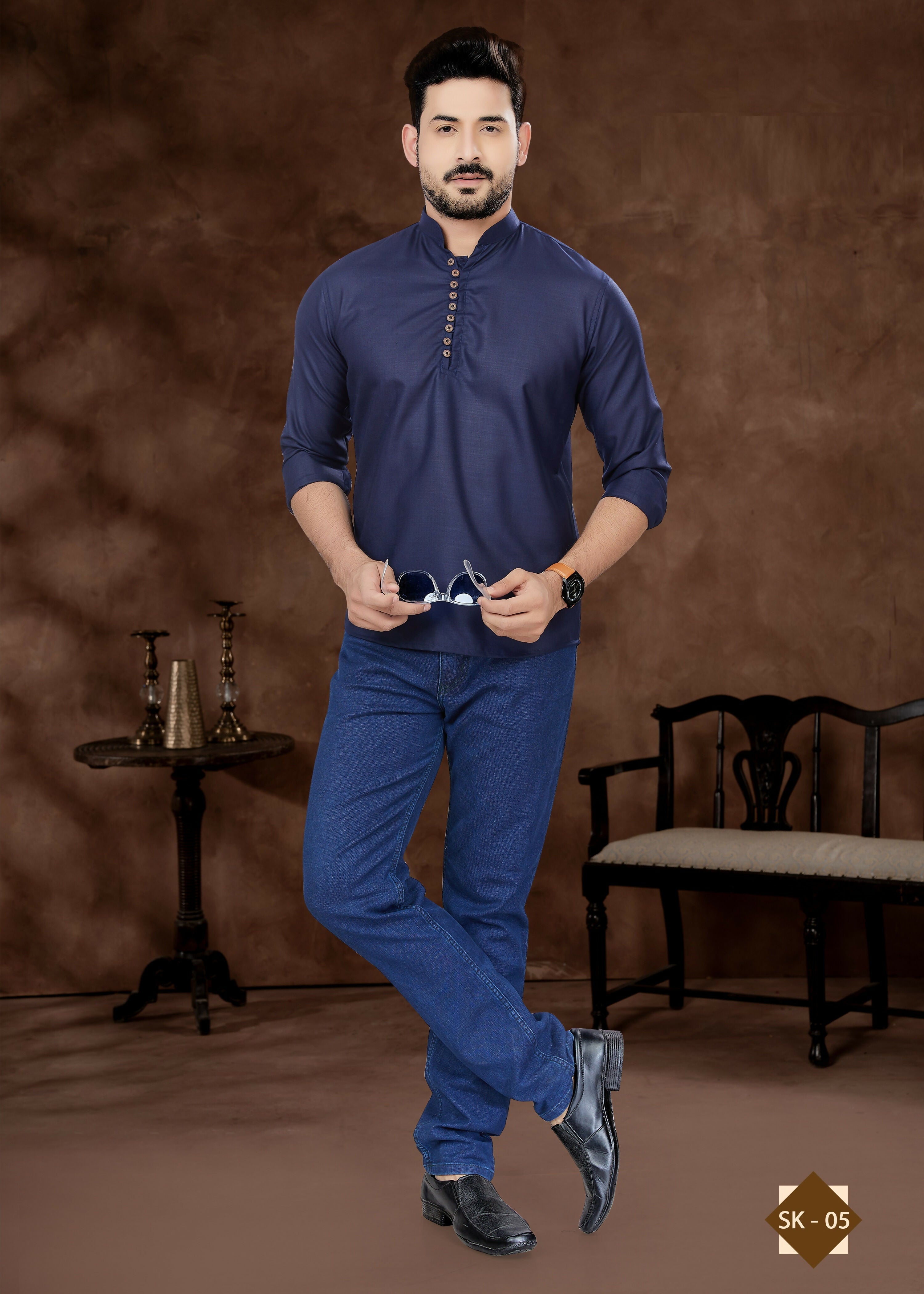 Men's navy blue plain short kurta made of pure cotton, 36-inch length