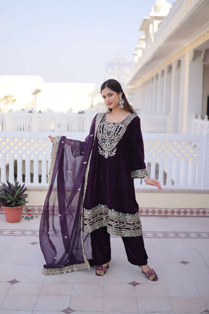 Wine Velvet Kurta Set with Intricate Sequins and Zari Embroidery