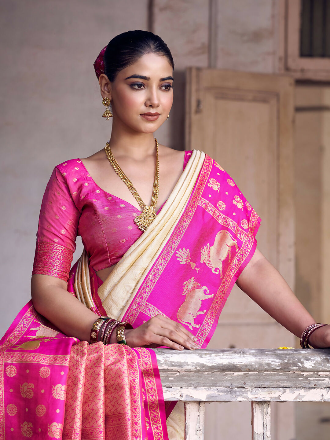 Cream Soft Silk Saree with Pink Blouse Piece