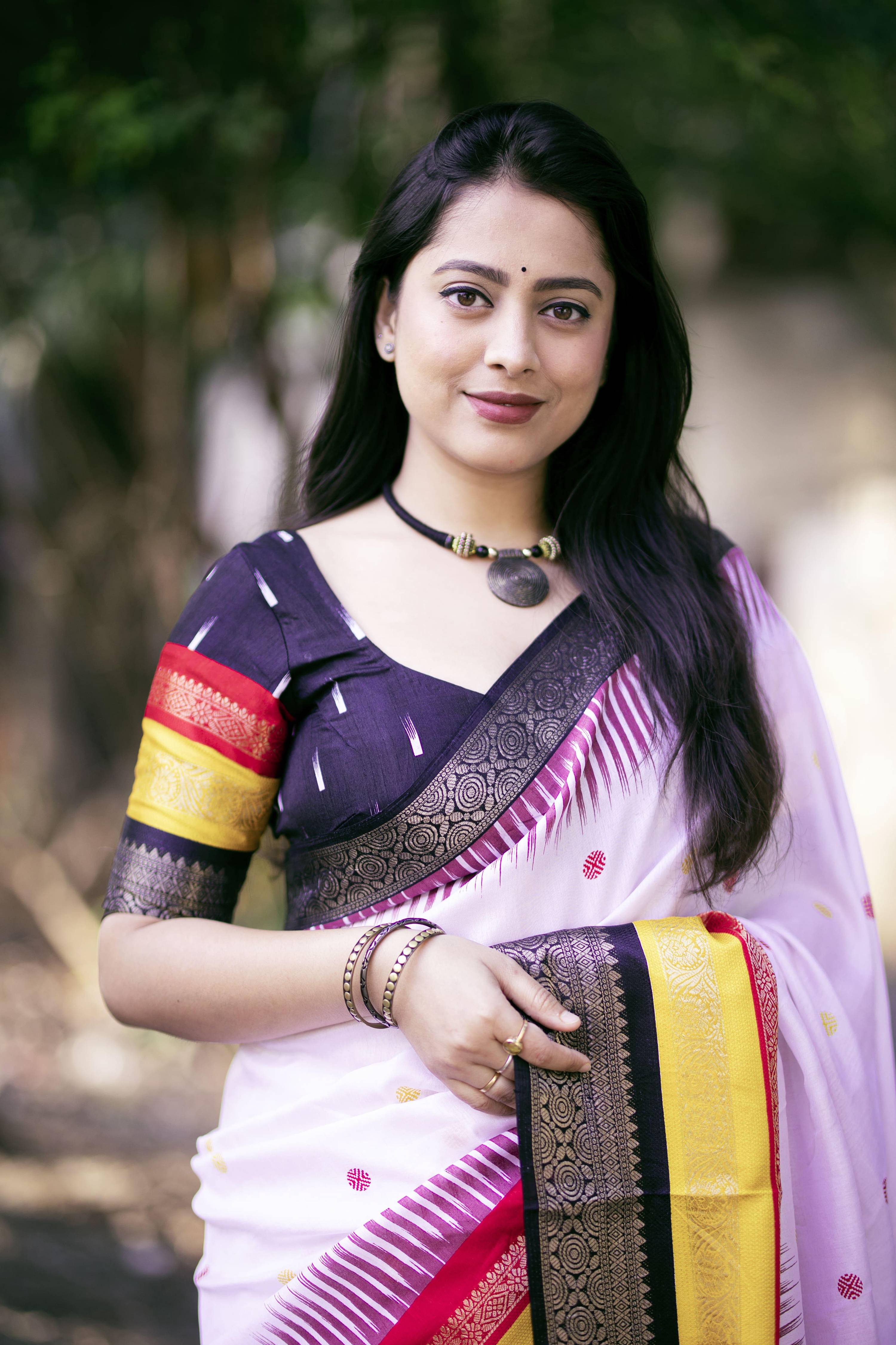 White Cotton Crepe Printed Saree with Elegant Zari Border