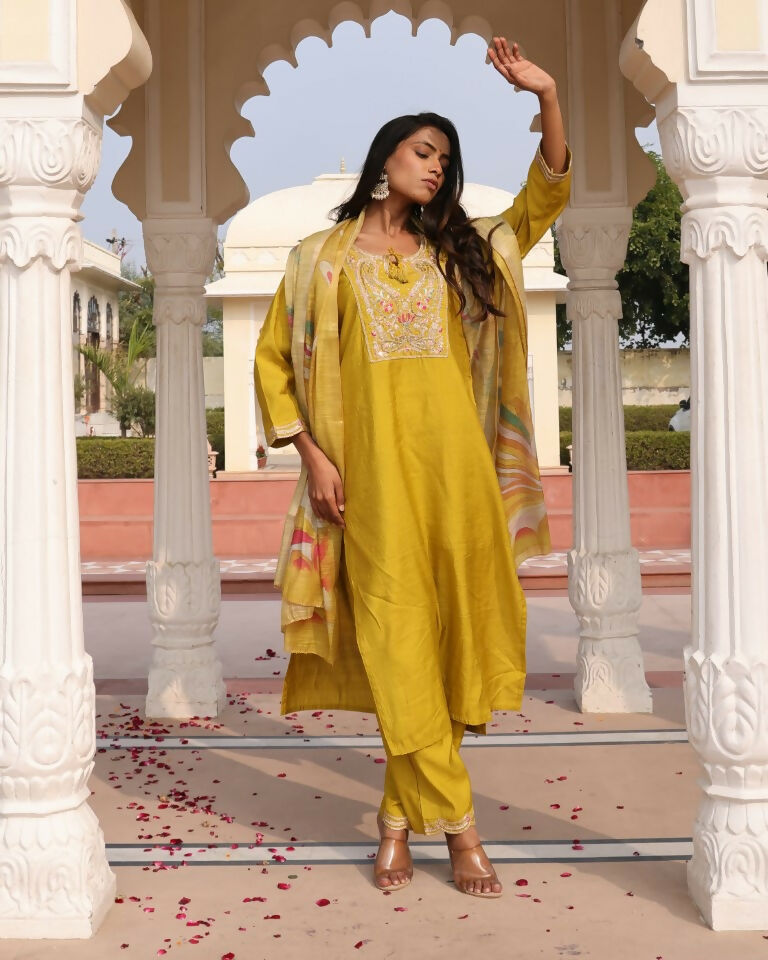 Yellow Cotton Silk Floral Print Straight Kurta with Hand Work
