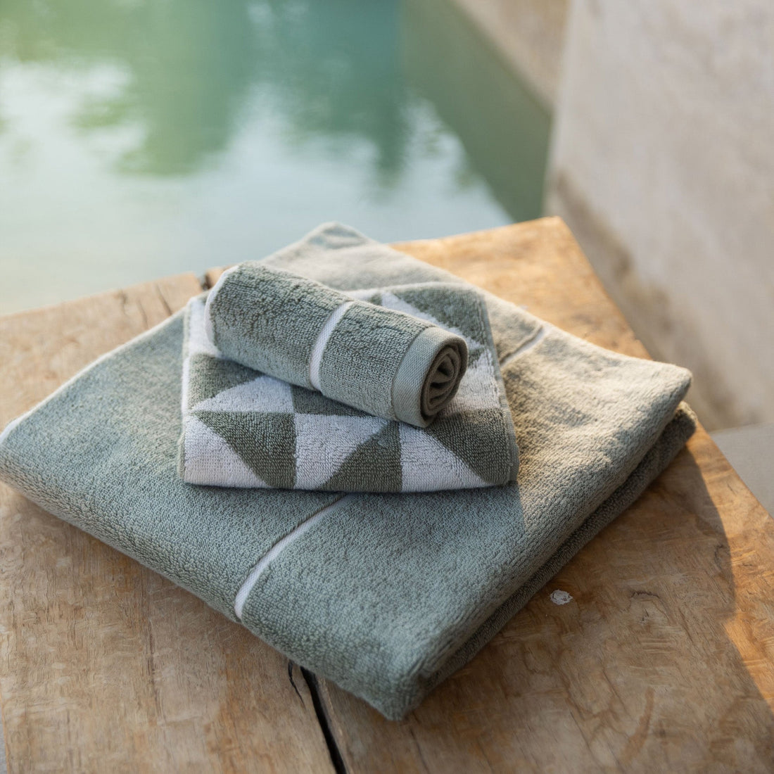Sage Green Australian Cotton Geometric Bath Towel 600 GSM - Image 4