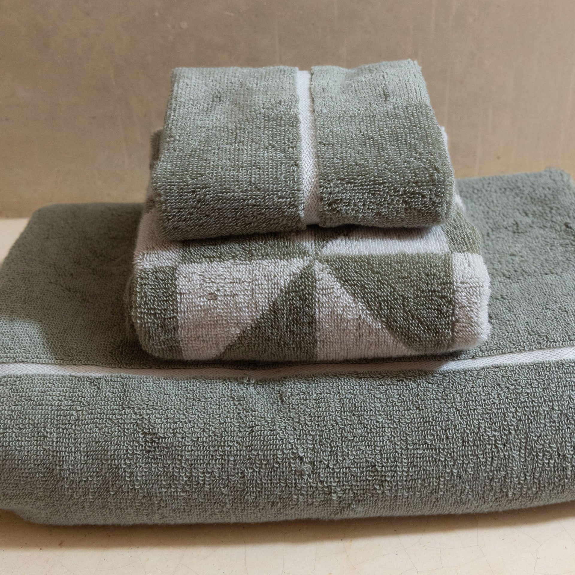 Deia 600 GSM Australian Cotton Bath Towel in Sage Green - Image 36