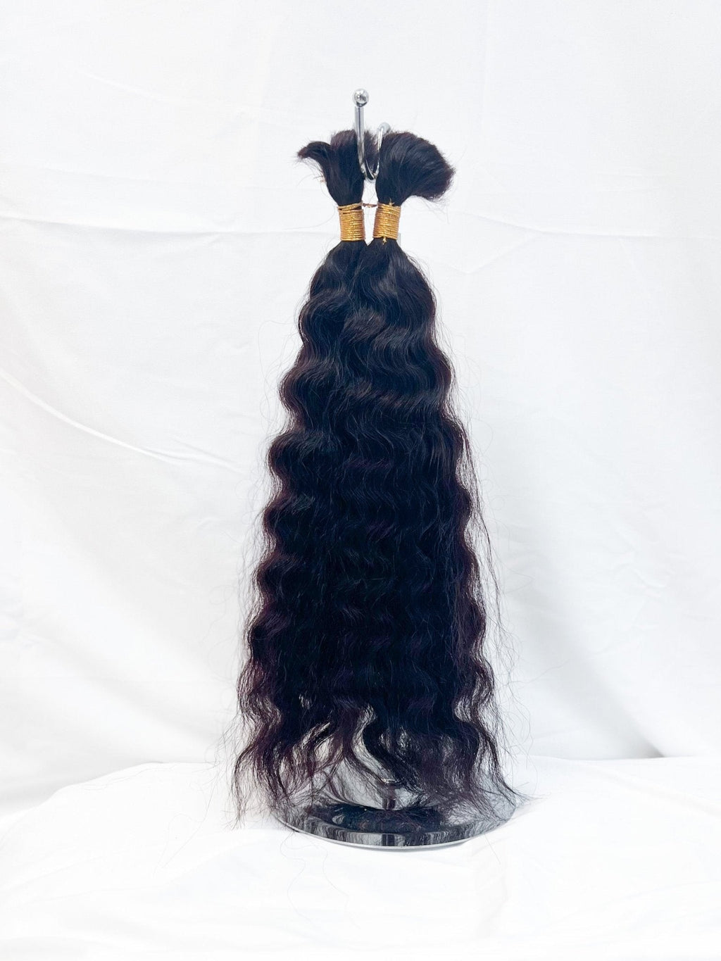18-inch bundle of 100% human hair for braiding applications.