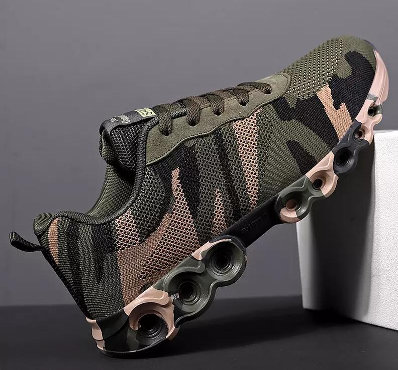 Unisex Camouflage Lightweight Sneakers - Breathable Outdoor Shoes