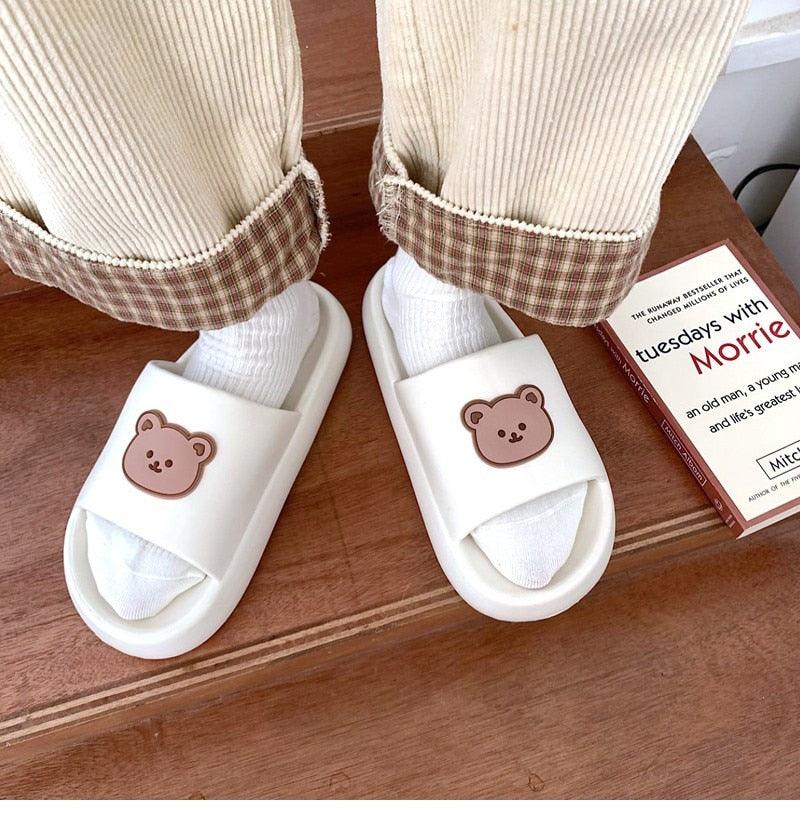 Unisex Thick-Sole Bear Beach Slides Non-Slip Pool Summer Sandals