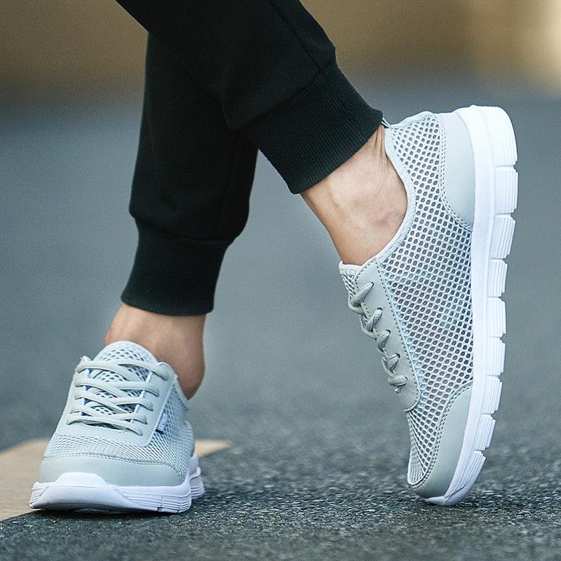 Unisex Breathable Mesh Casual Sneakers - Sporty Lace-Up Footwear