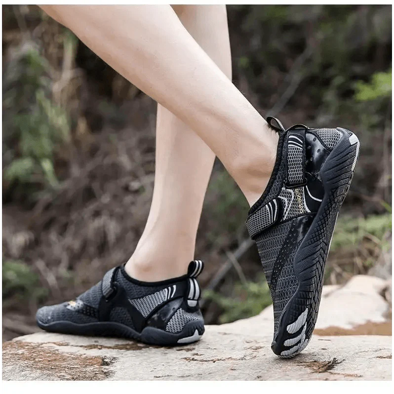 Unisex Water Sneakers Non-Slip Beach Sport Shoes for Men and Women