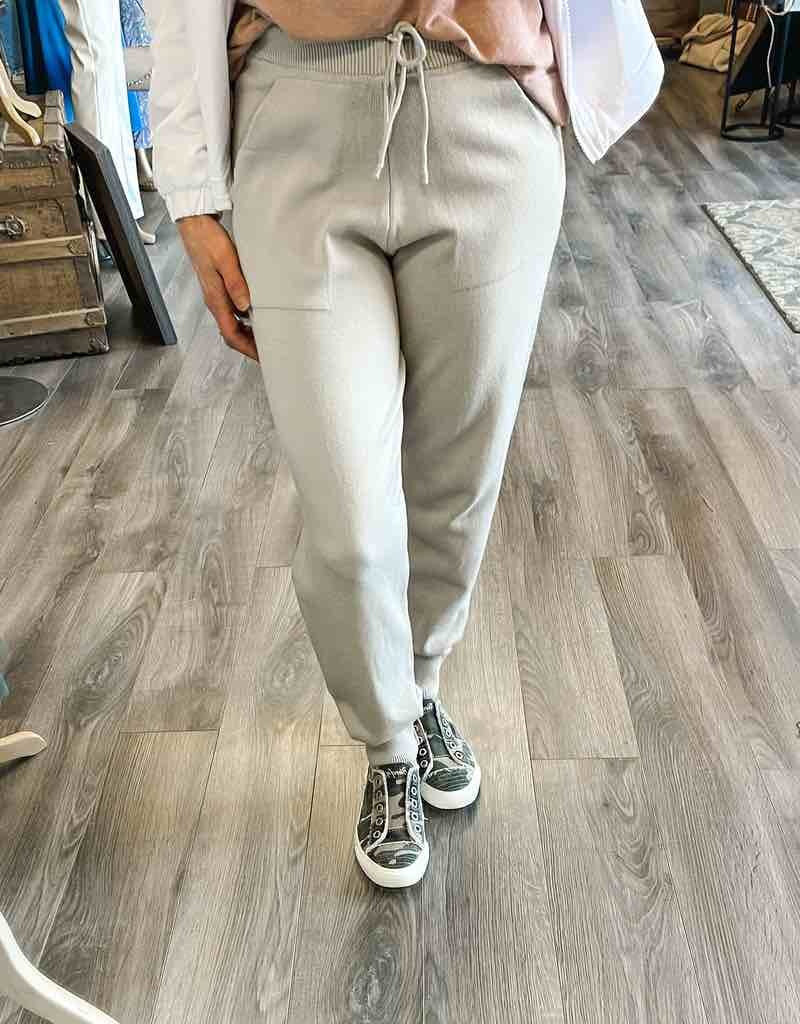 Model wearing Shantel Knit Joggers in Beige paired with casual attire