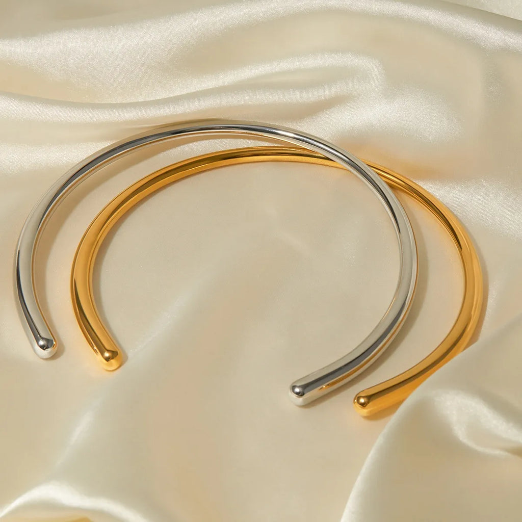 Glossy Collar Neck Ring Necklace