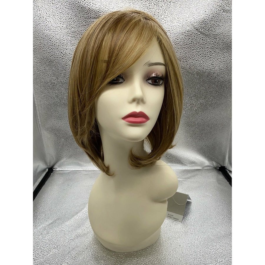 Upstage Wig: Natural Layered Cut in Multi-Tonal Brown and Blonde