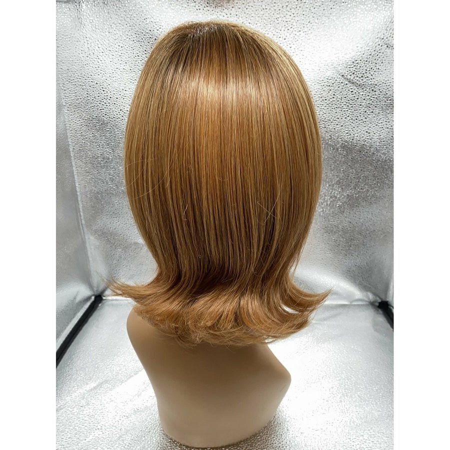 Upstage Wig: Natural Layered Cut in Multi-Tonal Brown and Blonde