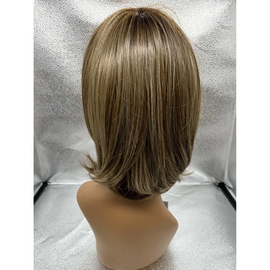 Upstage Wig: Natural Layered Cut in Multi-Tonal Brown and Blonde