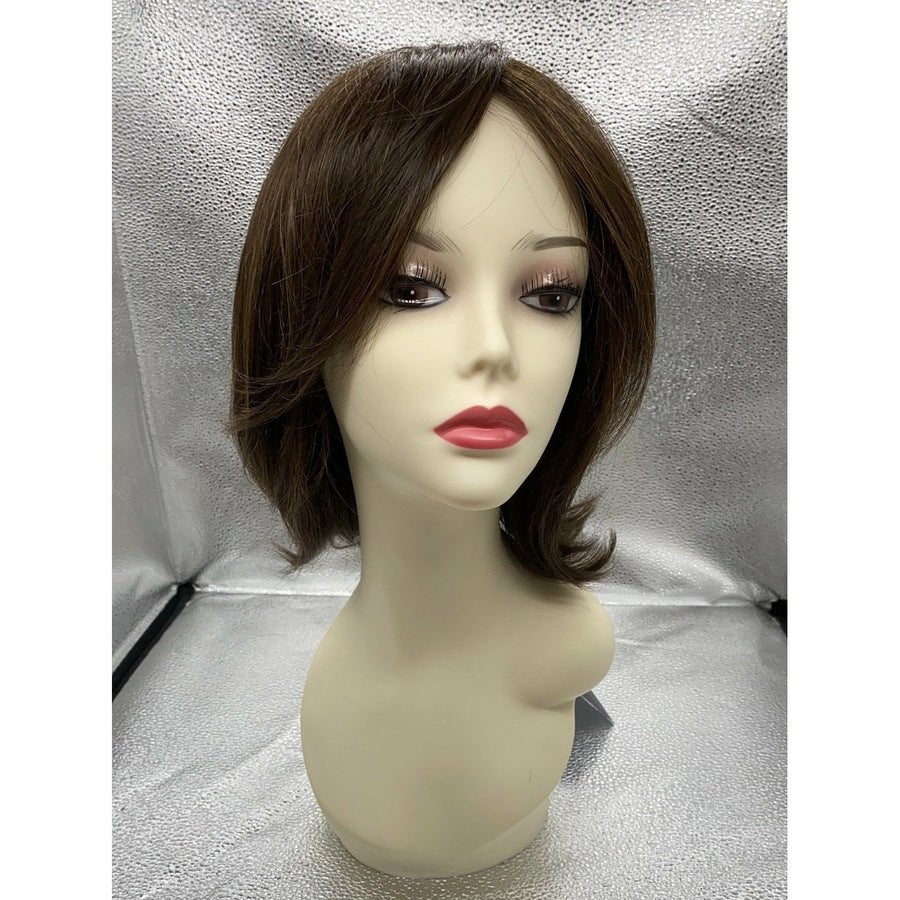 Upstage Wig: Natural Layered Cut in Multi-Tonal Brown and Blonde