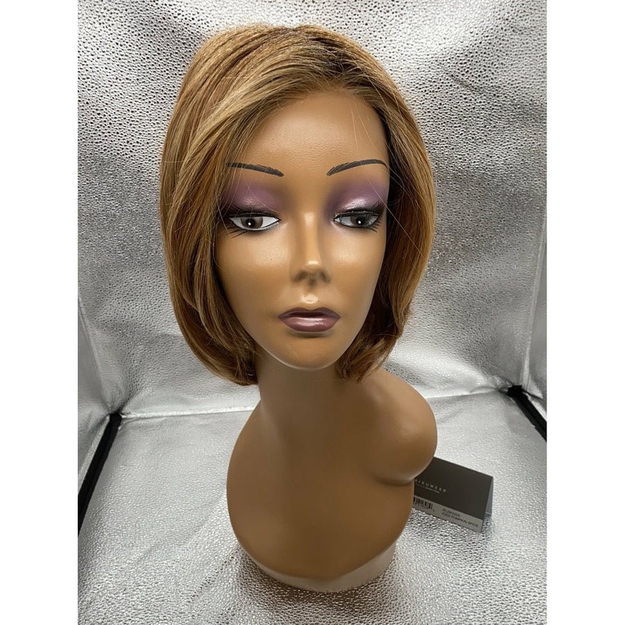 Upstage Wig: Natural Layered Cut in Multi-Tonal Brown and Blonde