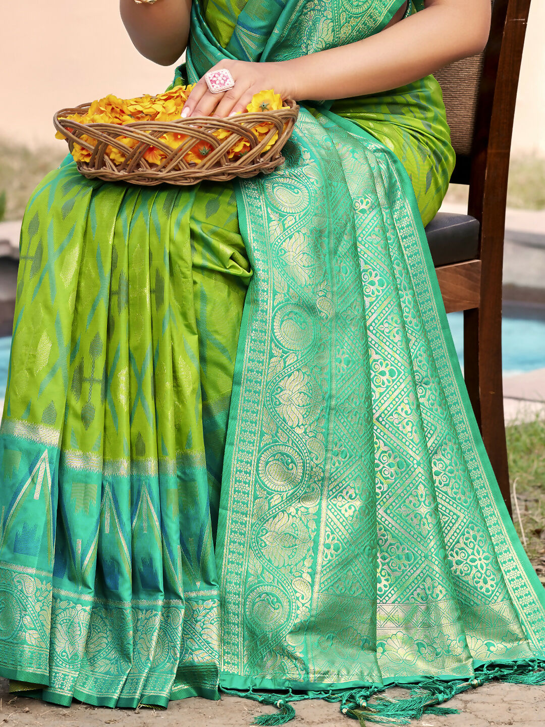 Rama Green Pochampally Silk Saree with Matching Silk Blouse